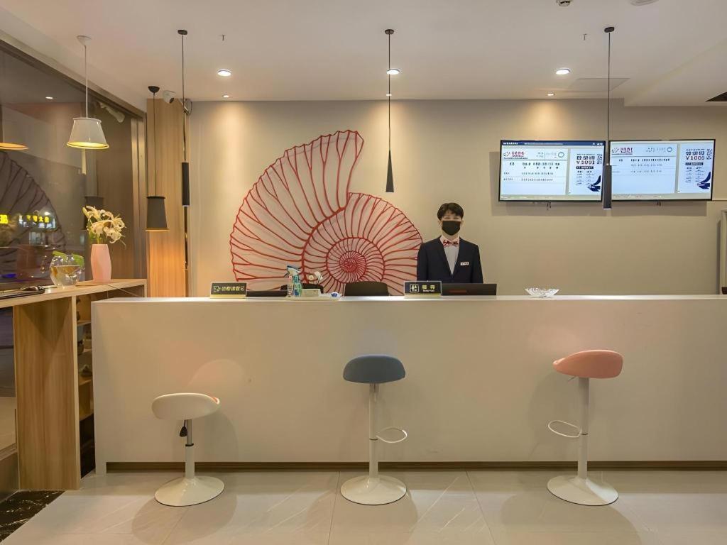 Shell Hotel Zaozhuang Xinchang Road Bada Market Exterior photo